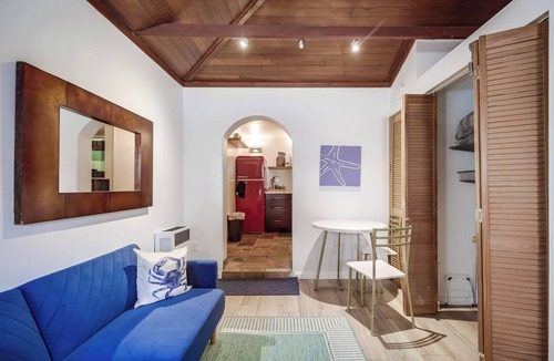 Ocean Beach Apartment | Cozy Beach Studio – Sleeps 2, Walk to Ocean