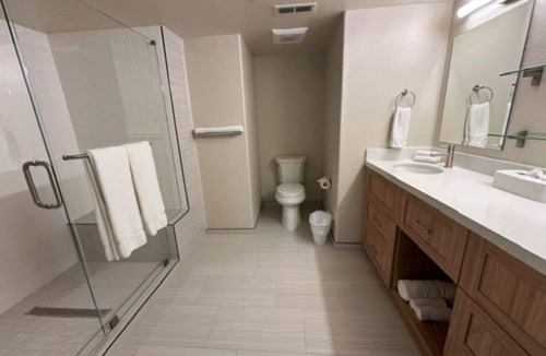 Capistrano Beach Resort | Cozy Beach Vacation! 3 Spacious Units w/Kitchen! Outdoor Pool