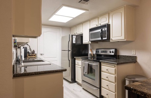 Rancho Bernardo Condo | Cozy Casa - Executive Condo Pool Spa Sauna BBQ