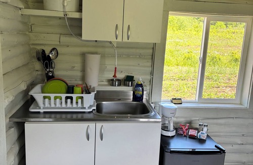 Algonquin Highlands Cabin | Cozy cedar log cabin in the highlands
