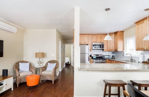 Mission Beach House | Cozy Combo Cottages! Close to Belmont Park!