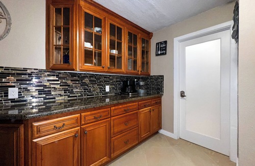 Burney House | Cozy Corner on Carson