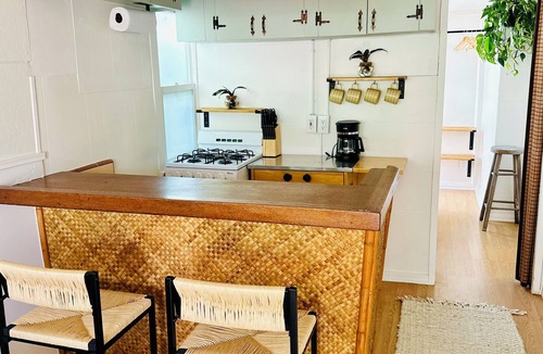 Mission Beach Cottage | Cozy Cottage Between the Beach & Bay East – Walk to Water!