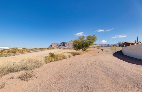 Apache Junction Apartment | Cozy Couple's Retreat w/Views in Apache Junction