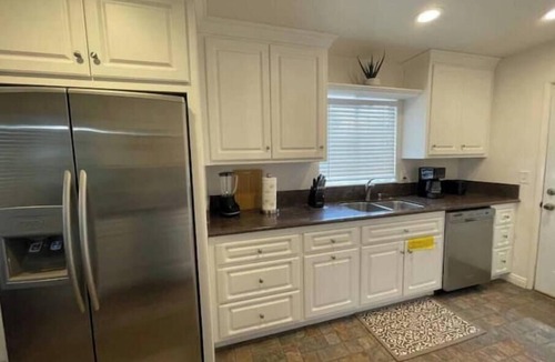 Riverside House | Cozy Penny 3 Beds, 2 Baths Beautiful Home in Riverside, CA