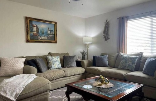 Riverside House | Cozy Penny 3 Beds, 2 Baths Beautiful Home in Riverside, CA