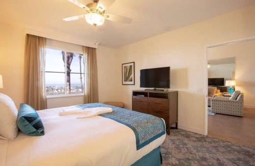 Carlsbad Resort | Cozy resort in enchanting Carlsbad at the flower fields