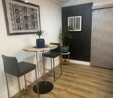 Buena Park House | Cozy Room in Buena Park