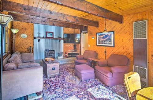 Sugarloaf Cabin | Cozy Sugarloaf Retreat w/ Gas Grill!