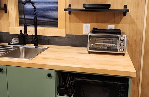 Wickenburg Apartment | Cozy Tiny home in the heart of ropers paradise.