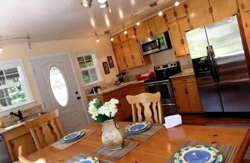 Shingletown Cabin | Cozy Vacation Cottage Rental near Lassen Volcanic National Park, Northern California