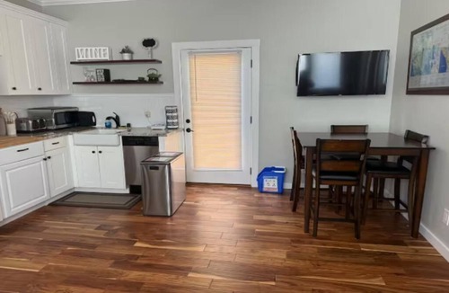 Santa Rosa House | Cozy Wine Country Guesthouse with Private Pool & Yard