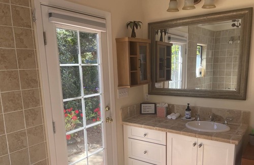 Point Reyes Station Cottage | Creamery Cottage - Walk to Downtown Point Reyes
