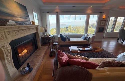Strawberry Villa | Crown Jewel of Marin County