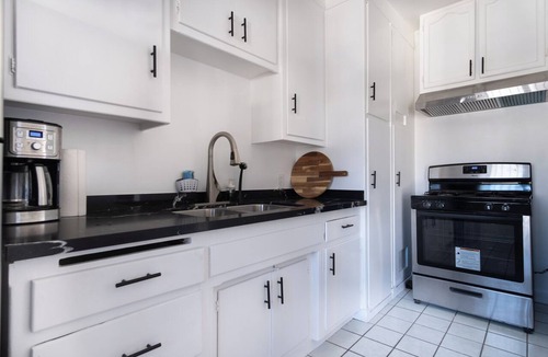 Westlake Apartment | Cute Echo Park Apartment