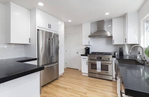 Lantern District House | Dana Point Lantern District Retreat- Beach Close!