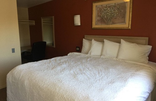 Brawley Hotel | Desert Inn