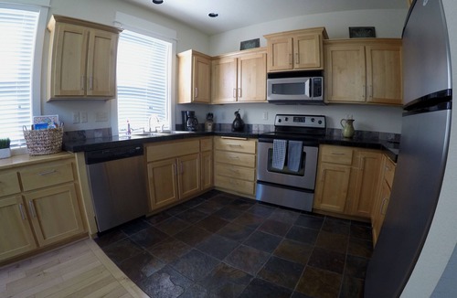 Redmond House | Desert Sky, Eagle Crest Home. Golf on site, close to pool