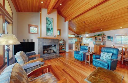 Neahkahnie Beach House | Dog-friendly ocean-view home near the beach with large deck grill & Ping-Pong