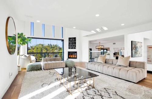 Hollywood Hills House | Dona Teresa by AvantStay Home Studio City Views