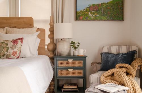 Healdsburg House | Downtown Healdsburg Plaza Charmer Hot Tub