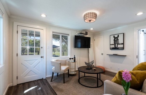 Sonoma House | Downtown Sonoma Dream - 1 Bdrm right next to Sonoma Plaza