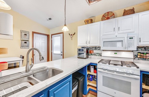 Williams Cottage | Downtown Williams Home: Walk to Shops & Dining!