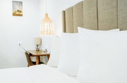 Belmont Shore Hotel | DQ - Deluxe Room, 1 Queen Bed, Non Smoking