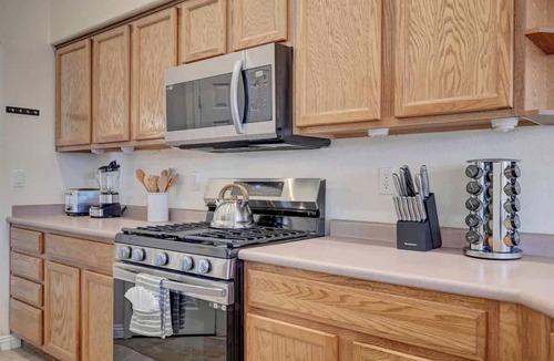 North Las Vegas House | Dreamy 5BR Retreat w/Games, Firepit & Pool Table!