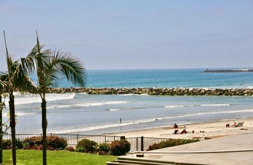 Townsite House | E201 - Tropical Shores