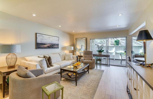 Sharon Heights House | Easy Access to Stanford! Walkable Condo