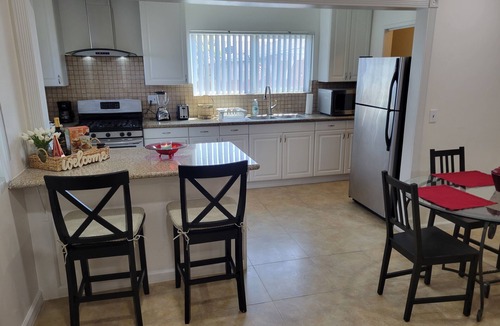 Cudahy House | Elegant home centrally located