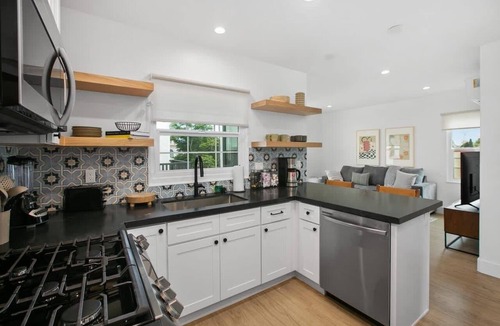 Hillcrest Apartment | Elegant Spanish Style Home in Hillcrest Area