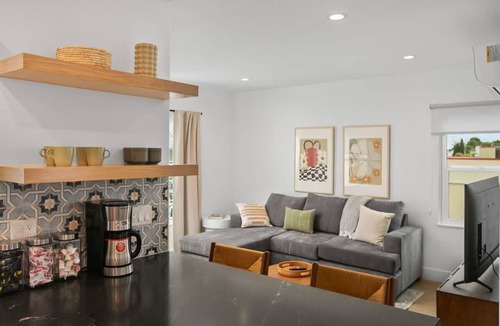 Hillcrest Apartment | Elegant Spanish Style Home in Hillcrest Area