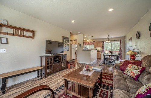 Orick House | Elk Meadow 19 Johnny Redwood