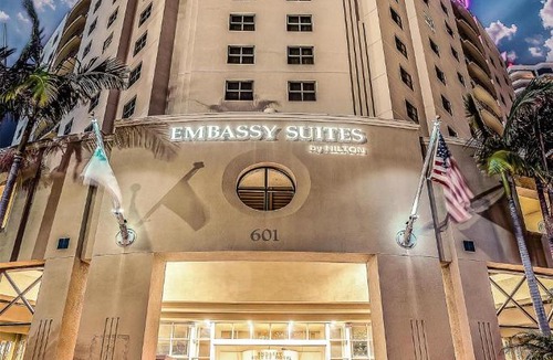 Downtown San Diego Hotel | Embassy Suites by Hilton San Diego Bay Downtown