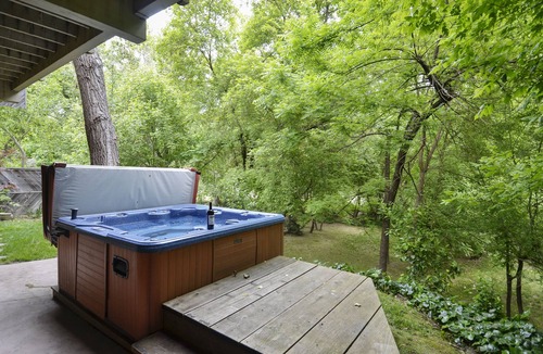Guerneville House | Enchanted Forest Estate ~ Large Riverfront Property, Great for Groups!