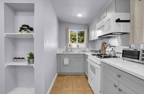Los Angeles House | Enchanting 2 beds/2baths ADU in East LA by DTLA/CRYPTO