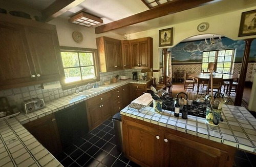 St. Helena House | Enchanting country property