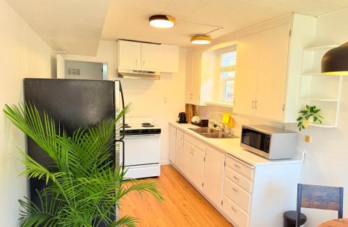 El Cerrito Apartment | Entire Private Guest Suit - UC Berkeley, SF