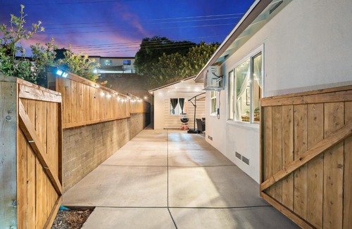 San Carlos House | Entire Private Home with 2 King Beds, Gated Yard, 4 Parking, Ranch-Style, Available Now