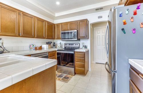Hidden Meadows House | Escondido Townhome w/Gas Grill + Golf Acess!