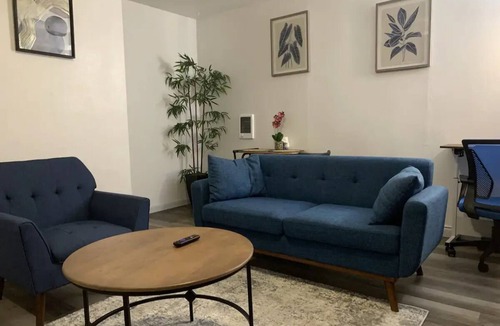 San Pablo House | Executive Suite!