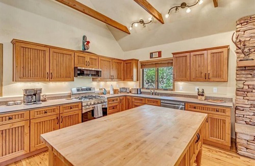 Summerhaven House | Experience Heaven Sent Ranch Mountain Style 3-bedroom home hot tub in Mt Lemmon