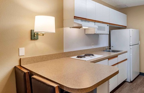 Monrovia Hotel | Extended Stay America Suites Los Angeles Monrovia