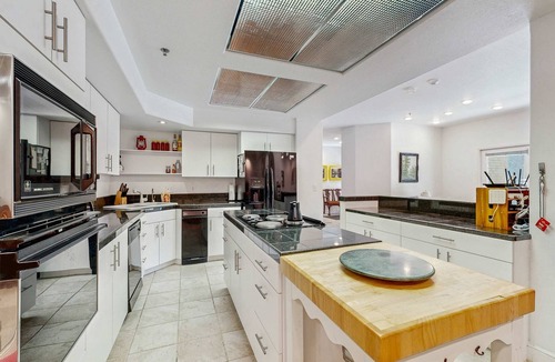 Incline Village Condo | Family-Friendly townhouse near lake - convenient & walkable location