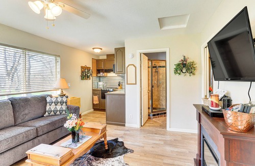 Red Bluff Cottage | Fish, Hike & Relax: Rural Red Bluff Cottage