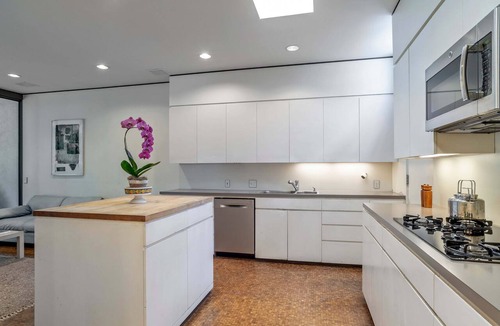 Golden Quadrangle House | Five-star 3 BD 3.5 BA w/office - Upper Village Stunner with a Pool!