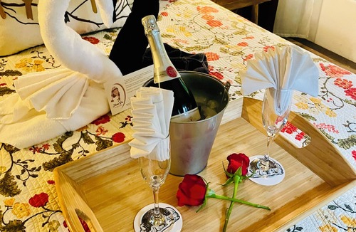 Nevada City Bed & Breakfast | Flume's End
