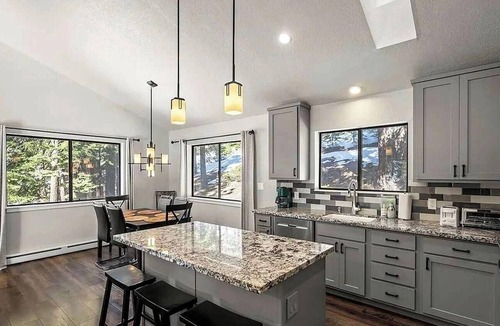 Incline Village Villa | Forest Retreat with Ski Access, Fireplace & Deck Sleeps 7
